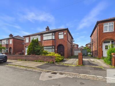 Eastham Avenue, Bury